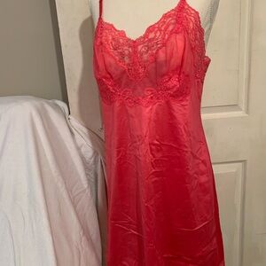 Vanity Fair Pink Chemise with Lace Detailing